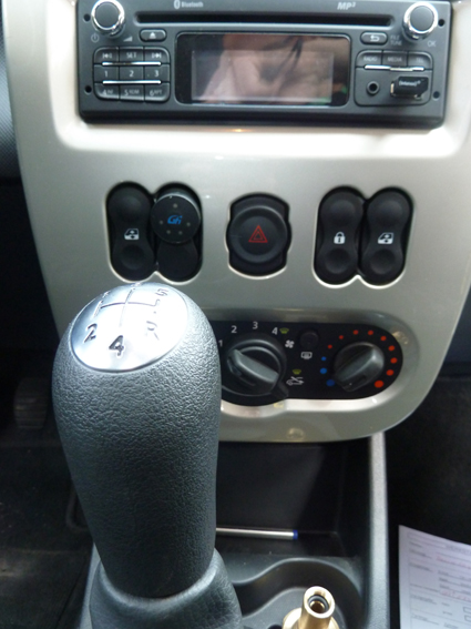 Dacia Logan GFI Schalter
